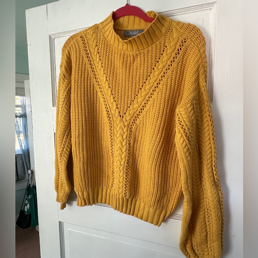 Cableknit mock turtleneck